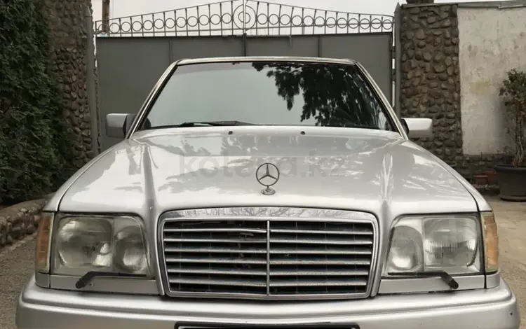 Mercedes-Benz E 280 1994 года за 2 850 000 тг. в Алматы