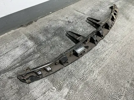 Решетка радиатора на Toyota Fortuner за 55 000 тг. в Алматы – фото 6