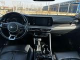 Kia K5 2021 года за 11 000 000 тг. в Атырау – фото 4