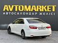 Toyota Camry 2015 года за 9 200 000 тг. в Актобе – фото 4