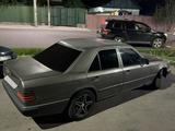 Mercedes-Benz E 300 1988 годаfor1 100 000 тг. в Алматы – фото 3