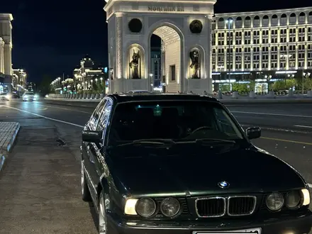 BMW 520 1995 года за 1 450 000 тг. в Астана