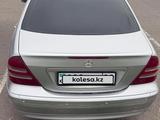 Mercedes-Benz C 350 2002 года за 3 500 000 тг. в Алматы – фото 2