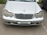 Mercedes-Benz C 350 2002 года за 3 500 000 тг. в Алматы
