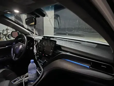 Toyota Camry 2022 года за 15 000 000 тг. в Усть-Каменогорск – фото 6