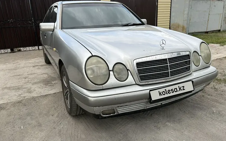 Mercedes-Benz E 200 1996 годаүшін3 000 000 тг. в Петропавловск