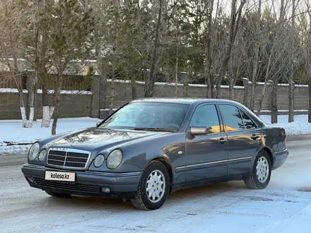 Mercedes-Benz E 230 1996 года за 2 800 000 тг. в Астана – фото 6