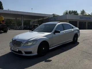 Mercedes-Benz S 500