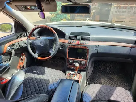 Mercedes-Benz S 500 1998 года за 2 800 000 тг. в Усть-Каменогорск – фото 16