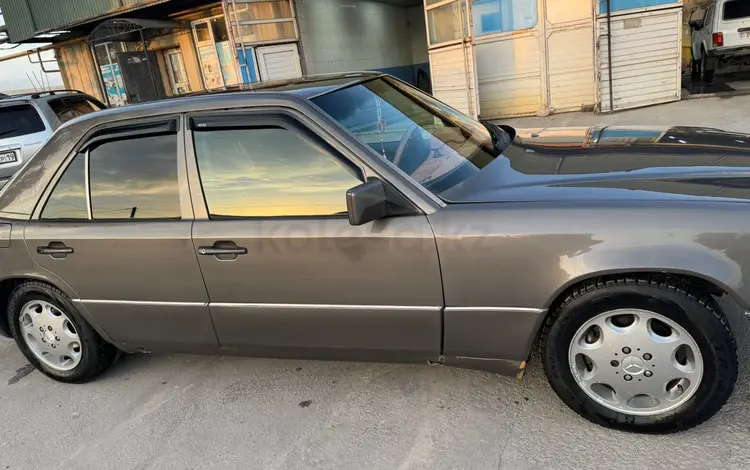 Mercedes-Benz E 230 1991 года за 1 200 000 тг. в Алматы