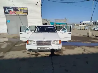 Mercedes-Benz C-Class, 1994