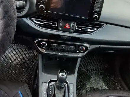Hyundai i30 2023 года за 8 000 000 тг. в Уральск – фото 3