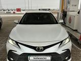 Toyota Camry 2023 года за 21 000 000 тг. в Уральск