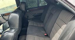 Mercedes-Benz E 280 1993 года за 1 950 000 тг. в Талдыкорган – фото 4