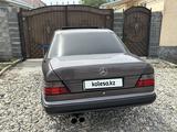 Mercedes-Benz E 280 1993 годаүшін2 500 000 тг. в Талдыкорган – фото 3