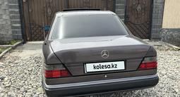 Mercedes-Benz E 280 1993 года за 1 950 000 тг. в Талдыкорган – фото 3