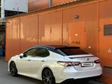 Toyota Camry 2019 годаүшін11 200 000 тг. в Алматы – фото 3