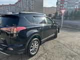 Toyota RAV4 2016 года за 11 300 000 тг. в Павлодар – фото 5