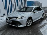 Toyota Camry 2020 года за 13 700 000 тг. в Астана