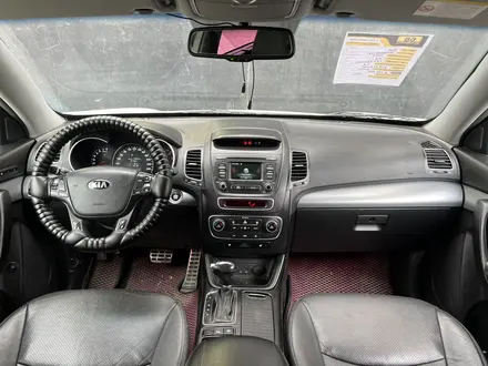 Kia Sorento 2014 года за 8 750 000 тг. в Актау – фото 5