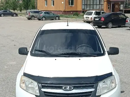 ВАЗ (Lada) Granta 2190 2013 года за 2 000 000 тг. в Актобе – фото 2