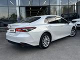 Toyota Camry 2023 года за 15 300 000 тг. в Шымкент – фото 4