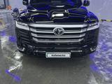 Toyota Land Cruiser 2022 года за 51 000 000 тг. в Шымкент