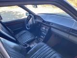 Mercedes-Benz E 280 1993 годаүшін850 000 тг. в Туркестан – фото 4