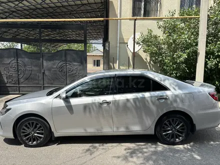 Toyota Camry 2015 года за 9 600 000 тг. в Шымкент