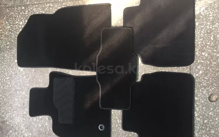 Коврики ковролановые Toyota Camry v70, 75 за 30 000 тг. в Алматы