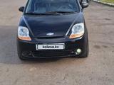 Chevrolet Spark 2006 года за 1 700 000 тг. в Петропавловск – фото 2