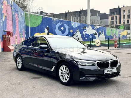 BMW 520 2021 года за 22 000 000 тг. в Алматы – фото 8