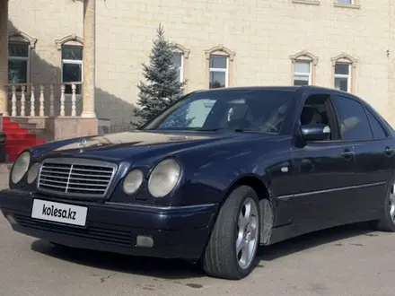 Mercedes-Benz E 320 1998 года за 4 800 000 тг. в Астана – фото 5