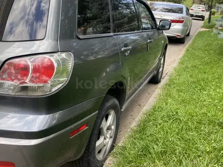 Mitsubishi Outlander 2003 года за 3 600 000 тг. в Алматы – фото 5