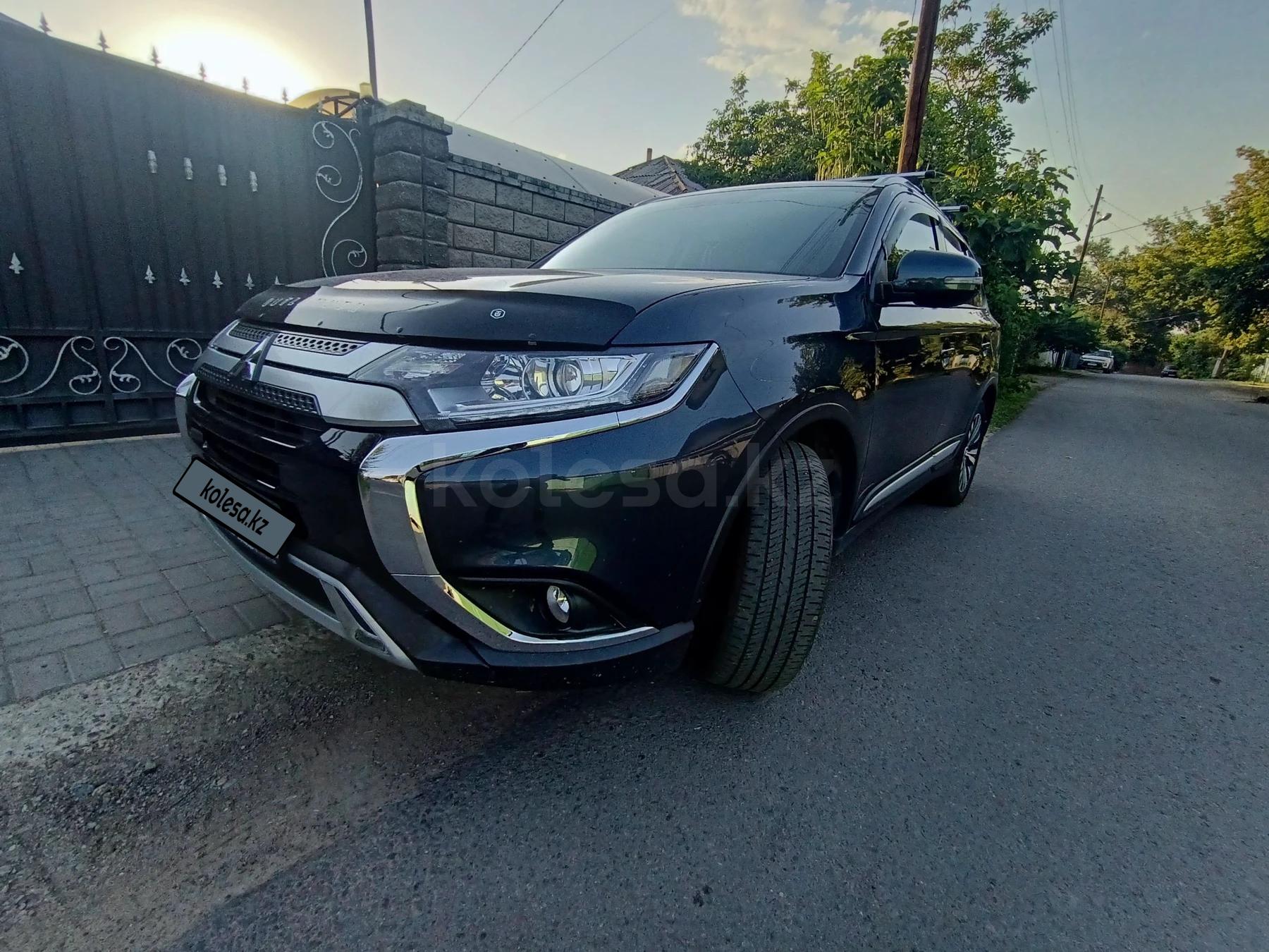 Mitsubishi Outlander 2020 г.