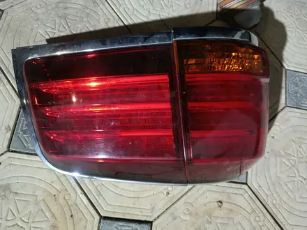 Задний левый фонарь Lx570 за 45 000 тг. в Алматы
