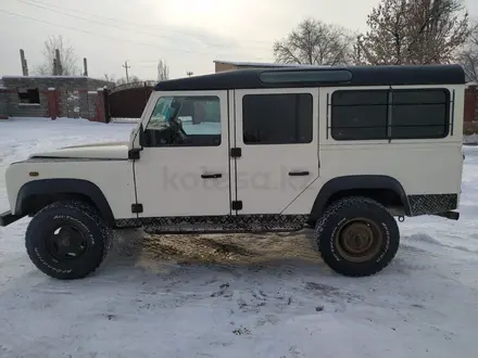 Land Rover Defender 2000 года за 6 400 000 тг. в Алматы – фото 7