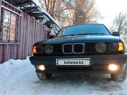 BMW 525 1994 года за 2 800 000 тг. в Алматы – фото 2