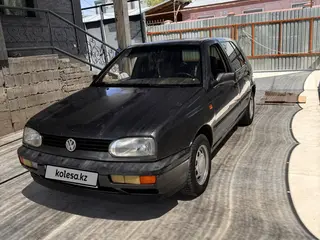 Volkswagen Golf, 1993