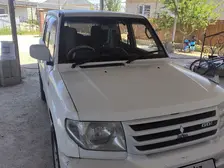 Mitsubishi Pajero iO, 1999