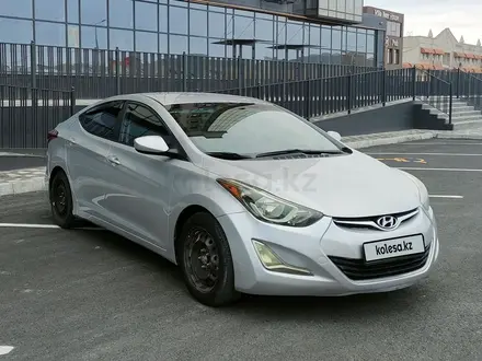 Hyundai Elantra 2015 года за 5 900 000 тг. в Атырау – фото 2