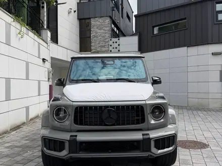 Mercedes-Benz G 63 AMG 4MATIC 2026 года за 120 700 000 тг. в Алматы – фото 2