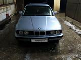 BMW 525 1991 года за 1 800 000 тг. в Астана – фото 4