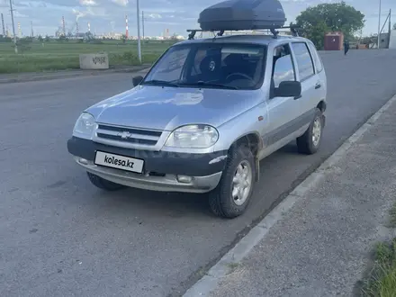 Chevrolet Niva 2008 года за 2 500 000 тг. в Павлодар – фото 2