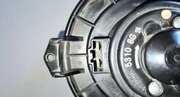 Моторчик печки на Toyota Land Cruiser Prado 120.GX470 за 30 000 тг. в Алматы – фото 3