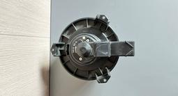 Моторчик печки на Toyota Land Cruiser Prado 120.GX470 за 30 000 тг. в Алматы – фото 4