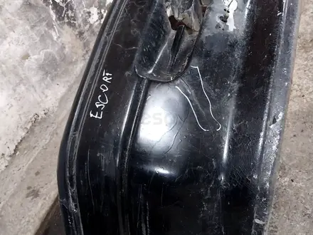 Передний бампер на Форд Эскорт за 45 000 тг. в Караганда – фото 5
