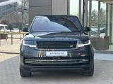 Land Rover Range Rover 2023 года за 89 700 000 тг. в Алматы – фото 3