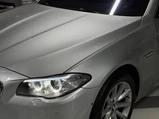 BMW 528