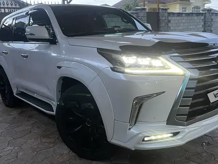 Lexus LX 570 2016 года за 43 000 000 тг. в Алматы – фото 4